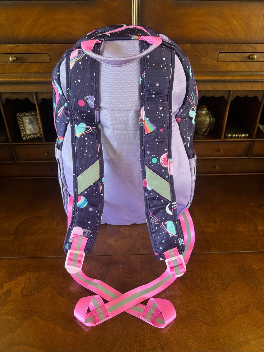 Pottery Barn Kids Astor Large Backpack Rainbow Heart Galaxy - New! - Picture 3 of 9